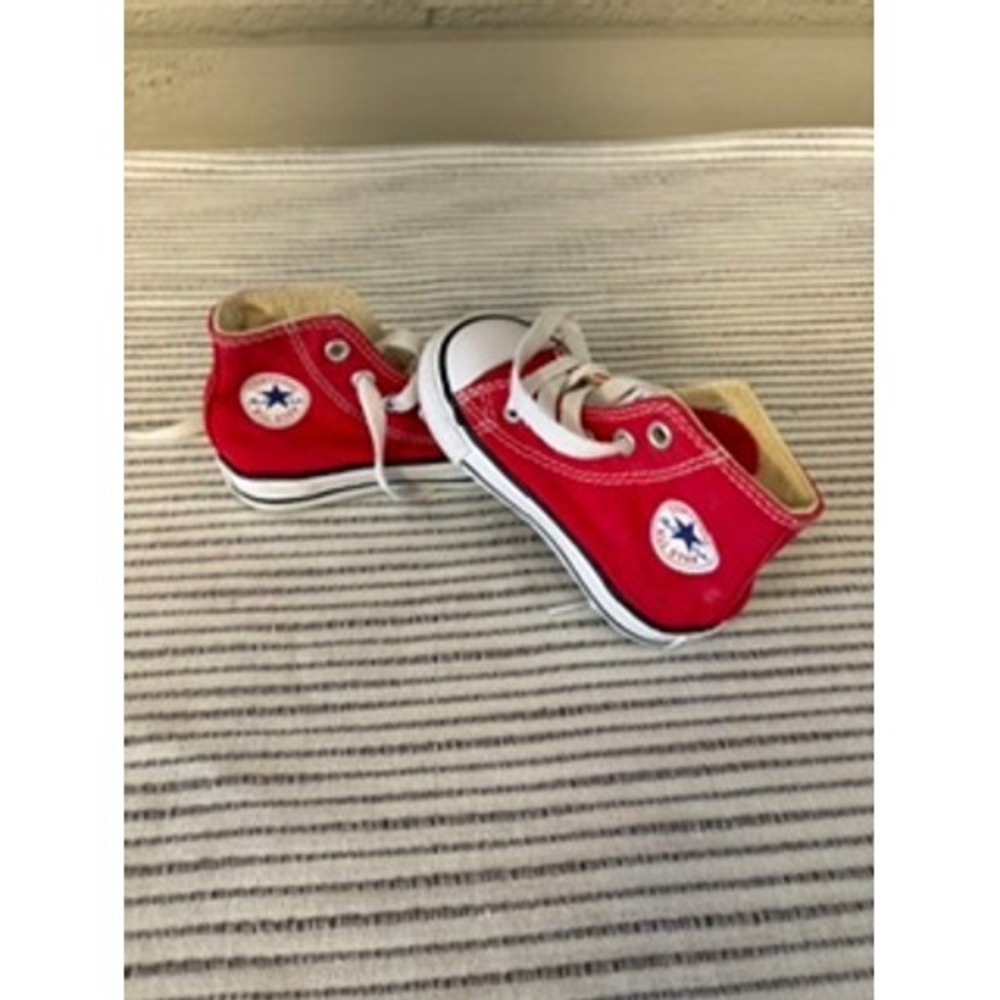 Converse Chuck Taylor All Star Red High Top Kids Sneakers Shoes Size 5 Toddler - Picture 4 of 9
